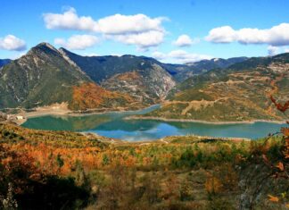 Αντλησιοταμίευση και στα νερά που πίνει η Αθήνα;