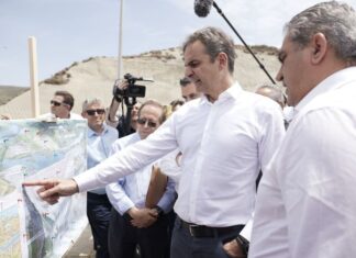 Ο Μητσοτάκης ενοχλείται με τα μισοτελειωμένα έργα στην Κρήτη, όχι στην Αιτωλοακαρνανία