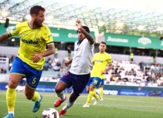 Παναιτωλικός: «Όνειρα θερινής νυκτός από Ρουμανία για Μλάντεν»!