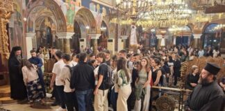Ιερές παρακλήσεις σε Αγρίνιο και Μεσολόγγι για τους διαγωνιζομένους στις Πανελλαδικές