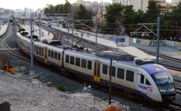 Πιλοτικό δρομολόγιο ενός νέου τρένου στην επέτειο των Τεμπών