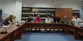 H Eπιτροπή για την υπεράσπιση της Τριχωνίδας στη σύσκεψη προέδρων που έγινε στη Γαβαλού