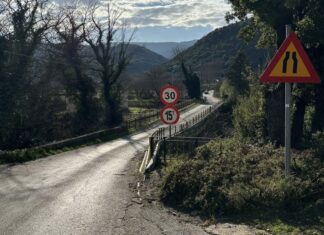 Nέα γέφυρα στον Ινάχο ζητούν οι κάτοικοι στον Εμπεσό