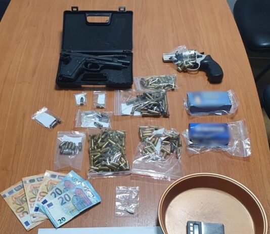Δύο συλλήψεις στο Αγρίνιο για διακίνηση ναρκωτικών