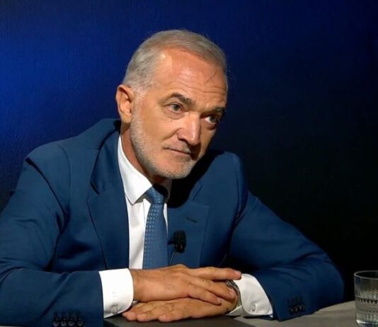 O Σαλμάς επιστρέφει στη ΝΔ με Μητσοτάκη, όταν ο ήλιος ανατείλει από τη Δύση…