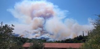 Νέο αυτοδιοικητικό καθήκον η ενατένιση της φωτιάς (από απόσταση ασφαλείας)