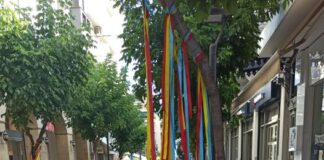 Βουδιστικής και ινδουιστικής εμπνεύσεως ο στολισμός του Αγρινίου ενόψει του Φεστιβάλ Φολκλόρ