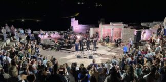 Ενθουσίασαν το κοινό οι δύο συναυλίες – αφιερώματα σε τρεις ποιητές της Ελευθερίας