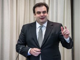 Ο Πιερρακάκης, μετά το Eurogroup, θα μπορούσε να εκφράσει την πτέρυγα της ΝΔ που στήριξε Μητσοτάκη