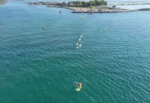 Με επιτυχία ο 11ος Κολυμβητικός Διάπλους στην Τουρλίδα – Τιμήθηκε η Κλεοπάτρα Στογιαννίδου