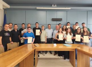 Αγρίνιο: Συγχαρητήρια του Δημάρχου στους διακριθέντες μαθητές στον Πανελλήνιο Διαγωνισμό Ανοιχτών Τεχνολογιών