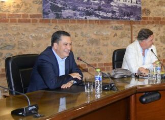 Η ΚΕΔΕ ως Δελφινάριο…