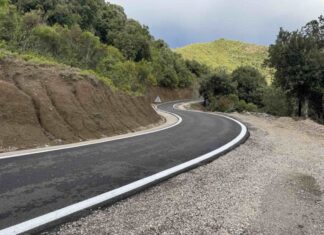 Δήμος Αμφιλοχίας: Ολοκληρώθηκε η ασφαλτόστρωση αγροτικού δρόμου μήκους 4 χλμ στην Πετρώνα