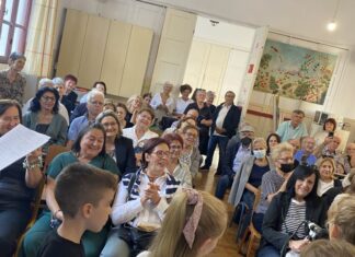 4ο Δημοτικό Σχολείο Αγρινίου: Γιορτή αφιερωμένη στους παππούδες και τις γιαγιάδες