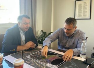 Συνάντηση Παπαθανάση με το Δήμαρχο Μεσολογγίου για την αποκατάσταση των ζημιών από τις πλημμύρες