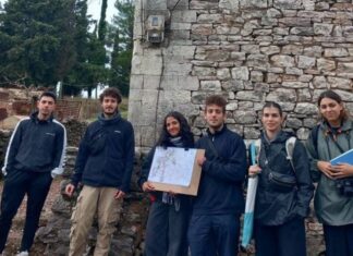 Θέρμο: Φοιτητές του Μετσόβειου Πολυτεχνείου μελετούν την τοπική αρχιτεκτονική