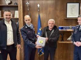 Τρεις νέοι απινιδωτές από την Περιφέρεια Δυτικής Ελλάδος σε Μεσολόγγι και Θέρμο