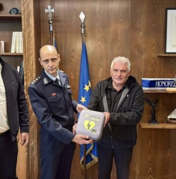 Τρεις νέοι απινιδωτές από την Περιφέρεια Δυτικής Ελλάδος σε Μεσολόγγι και Θέρμο