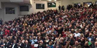 ΠΑΣΟΚ: Χαμόγελα και προβληματισμός στη Συνδιάσκεψη της Δυτικής Ελλάδας