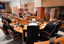 Περιφερειακό Συμβούλιο Δυτικής Ελλάδας: Να ανακληθούν τα λουκέτα στα ΕΛΤΑ
