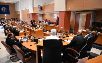 Περιφερειακό Συμβούλιο Δυτικής Ελλάδας: Να ανακληθούν τα λουκέτα στα ΕΛΤΑ