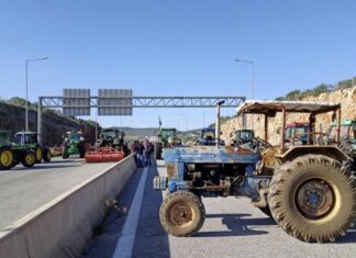 Οι αγρότες της Βόνιτσας κλείνουν την Αμβρακία Οδό για δύο ώρες