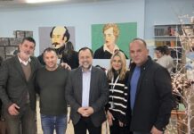 Αμφιλοχία: Εκπαιδευτική εκδήλωση «Υιοθετώ και Φωταγωγώ ένα Χριστουγεννιάτικο Δέντρο» από την Περιφέρεια