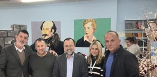 Αμφιλοχία: Εκπαιδευτική εκδήλωση «Υιοθετώ και Φωταγωγώ ένα Χριστουγεννιάτικο Δέντρο» από την Περιφέρεια