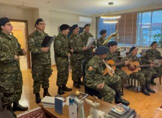 Χριστουγεννιάτικα κάλαντα στον Αντιπεριφερειάρχη Αιτωλοακαρνανίας Θανάση Μαυρομμάτη