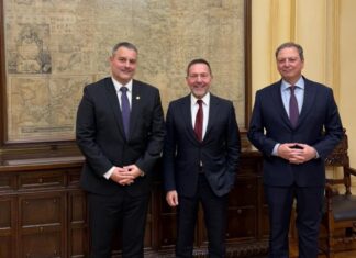 Mε… μέσον σε Στουρνάρα για μια χορηγία της ΤτΕ