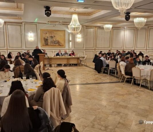 Μητρόπολη Αιτωλίας και Ακαρνανίας: Η χριστουγεννιάτικη σύναξη των φοιτητών