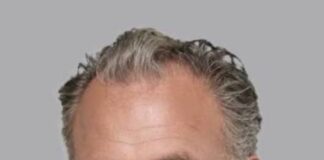 ΔΗΠΕΘΕ Αγρινίου: Χριστουγεννιάτικη συναυλία με αφηγητή τον Πασχάλη Τσαρούχα