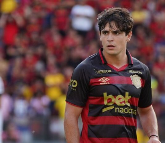 Με αγορά ο Λόμπατο στον Παναιτωλικό