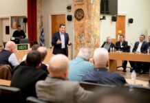 Η ΝΔ «δανείστηκε»… γραφεία από το Δήμο Αγρινίου