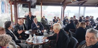 Oι Συνταξιούχοι του ΟΑΕΕ έκοψαν την πίτα τους στην Αμφιλοχία