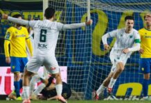 Αποδοκιμασίες από τον κόσμο του Παναιτωλικού