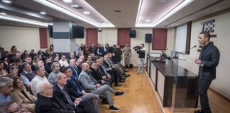 Όταν θες πρωτόκολλο στην… πίτα και το παραβιάζεις σε μια επίσημη επέτειο…