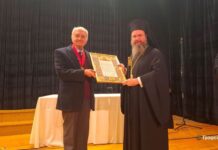 Θ. Πιρπίλης και Φ. Μάλαινος τιμήθηκαν από τη Μητρόπολη