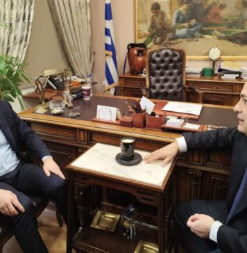 Συνάντηση Παπαναστασίου με το Γραμματέα της ΝΔ Κώστα Σκρέκα