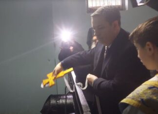 -Για του χρόνου ως υποψήφιος βουλευτής, έχω παραγγείλλει να μου φέρουν τα περιστέρια που αμόλησε ο Τσίπρας το 2015 στον Πειραιά