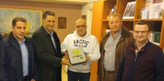 Απινιδωτή στη ΔΟΥ δώρισε ο Δήμος Αγρινίου