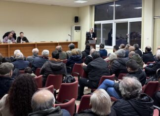 Φάμελλος σε αγρότες στο Μεσολόγγι: «Κανένας “Φραπές” δεν έχει δώσει πίσω τις επιδοτήσεις που πήρε με στημένους ελέγχους»