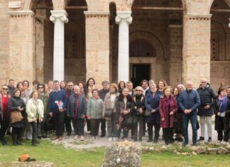 Η Ιστορική και Αρχαιολογική Εταιρεία στο Αρχαιολογικό Μουσείο Ελευσίνας