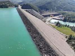 ΔΕΗ: Σε αναζήτηση επενδυτών για να προσθέσει αντλησιοταμίευση στο Καστράκι