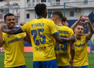 Με Μαυρία, αλλά χωρίς Σμυρλή και Σατσιά στο Περιστέρι ο Παναιτωλικός