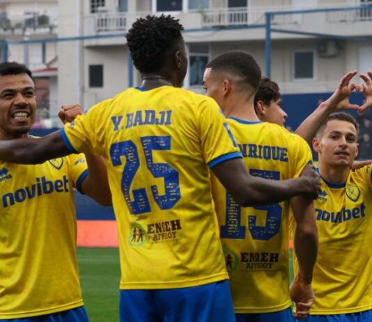 Με Μαυρία, αλλά χωρίς Σμυρλή και Σατσιά στο Περιστέρι ο Παναιτωλικός