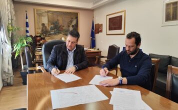 Δήμος Αγρινίου: Υπογραφές για την ανάπλαση της οδού Προυσιωτίσσης