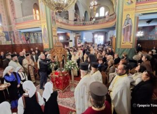 Tα Ιερά Λείψανα των Αγίων Ραφαήλ Νικολάου και Ειρήνης στον Ι.Ν. της Αγίας Τριάδας