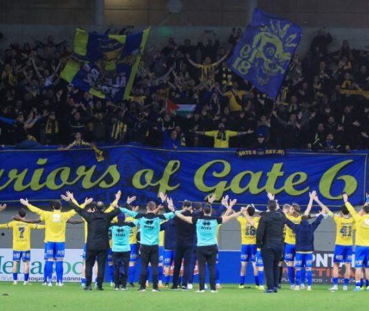 Το «πάρτι» των παικτών του Παναιτωλικού με τον κόσμο του