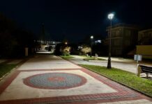 Δήμος Ναυπακτίας: Νέος φωτισμός στην πλατεία Χορμόβα και τον πεζόδρομο Αντιρρίου